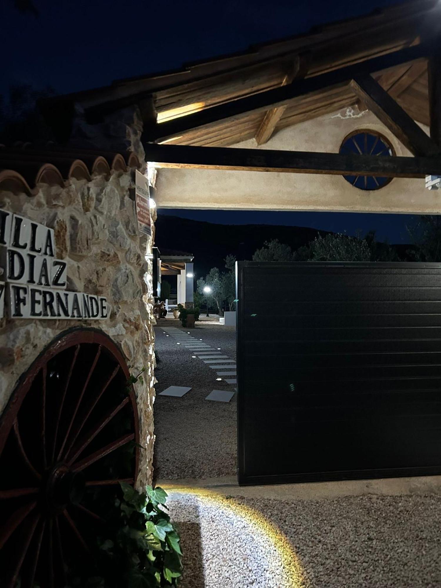 Village Diaz - Fernandez Herencia エクステリア 写真